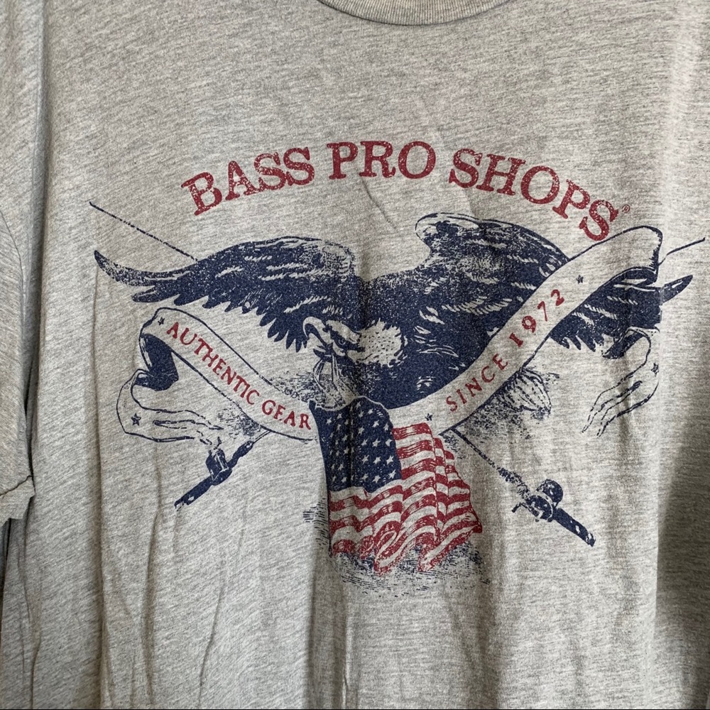 SOLD Bass pro shops graphic tee - Picture 5 of 5